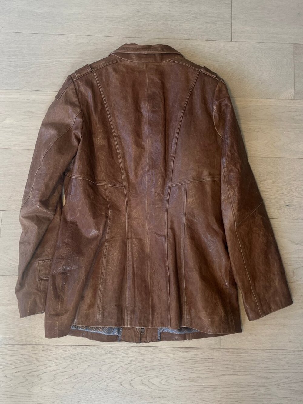 Vintage Danier military leather jacket - Picture 9 of 10